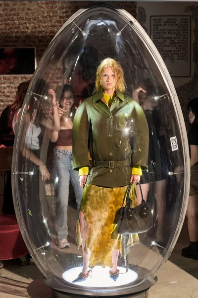 Look 20